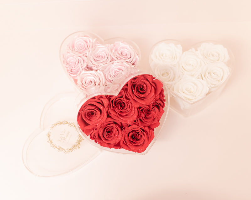 Amour Èternel with Heart Rose- Premium Ecuadorian Eternity Roses in a  Custom Box – La Vie en Rose Company