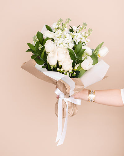 White Bouquet - La Vie en Rose Company